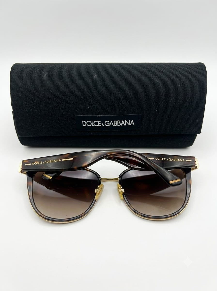 DG2107 sunglasses in gold-tone metal accents