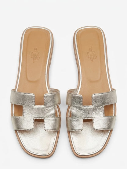 Oran Sandals in metallic silver leather