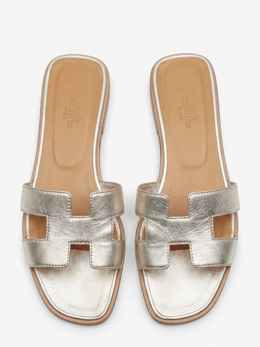 Oran Sandals in metallic silver leather
