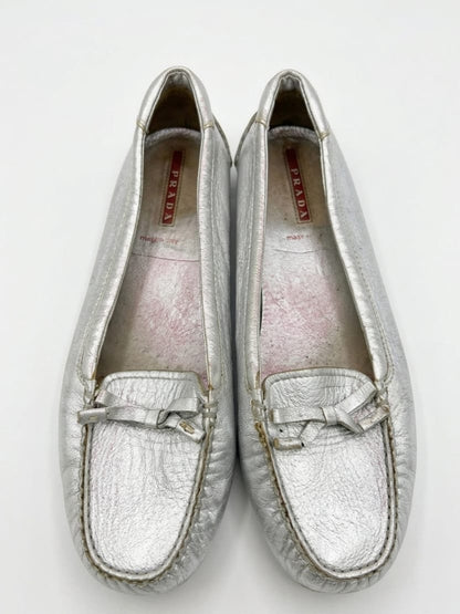 Vintage metallic silver leather loafers