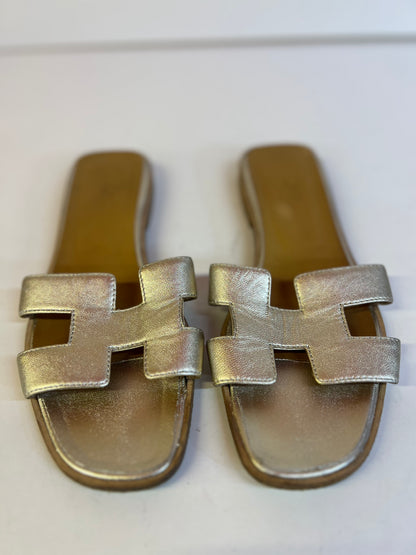 Oran light gold metallic sandals