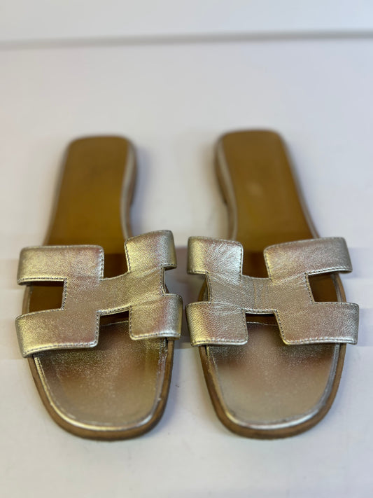 Oran light gold metallic sandals