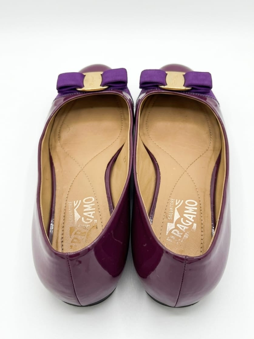 Purple patent leather Varina ballet flats with signature  bow